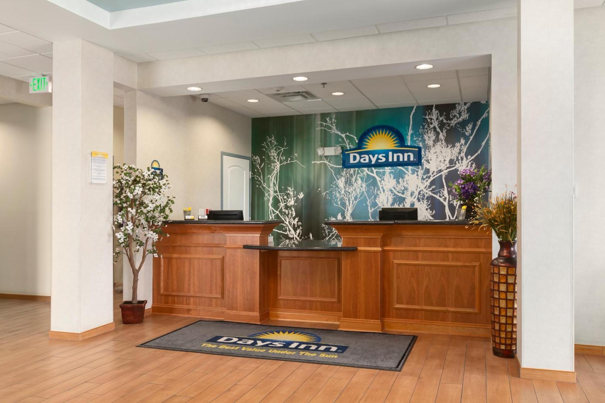 Days Inn By Wyndham Watertown Fort Drum Evans Mills Dış mekan fotoğraf