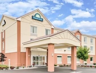 Days Inn By Wyndham Watertown Fort Drum Evans Mills Dış mekan fotoğraf