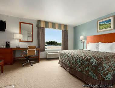 Days Inn By Wyndham Watertown Fort Drum Evans Mills Dış mekan fotoğraf